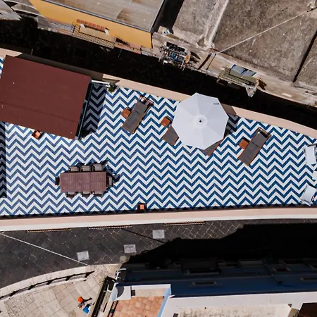 Marina Palace & Terrace Apartment